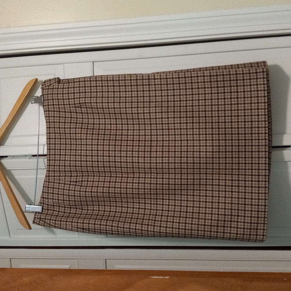 Really Wild wool brown and beige skirt. Size 14. NWT.